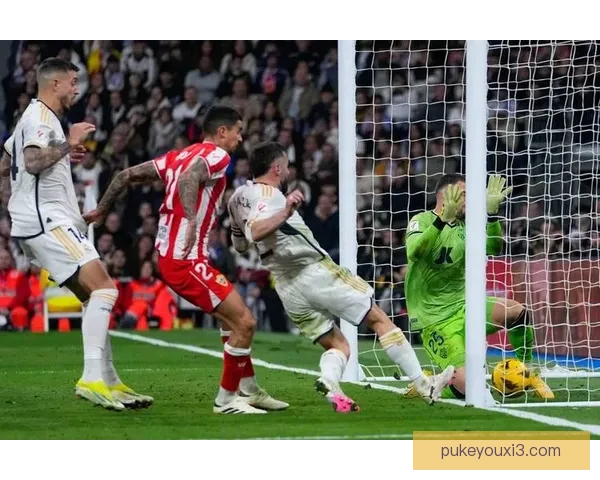 特拉诺夫二比一击败利希滕贝格斯巴达全场攻防对决与关键进球回顾